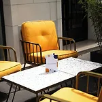 Graphik Montparnasse מלון