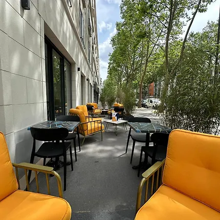 Graphik Montparnasse Hotel