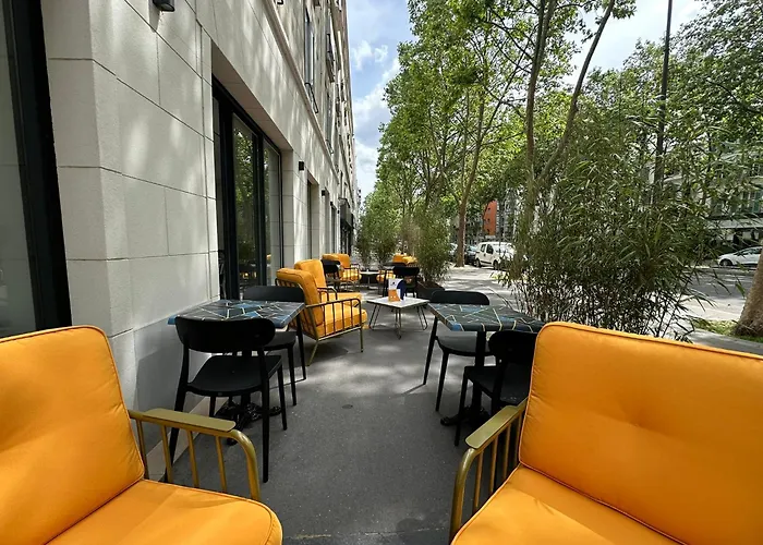 Graphik Montparnasse Hotel