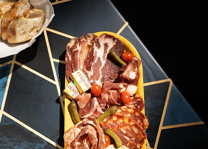 Hotel Graphik Montparnasse 3*