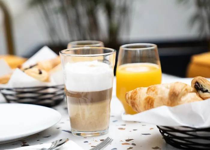 Hotel Graphik Montparnasse 3*