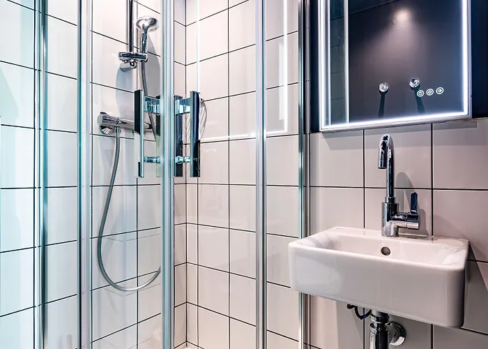 Hotel Graphik Montparnasse 3*