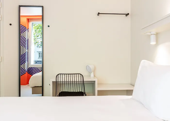 Graphik Montparnasse Hotel