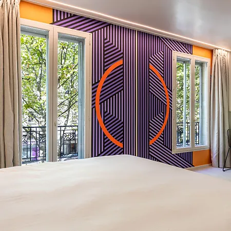 Graphik Montparnasse ホテル パリ