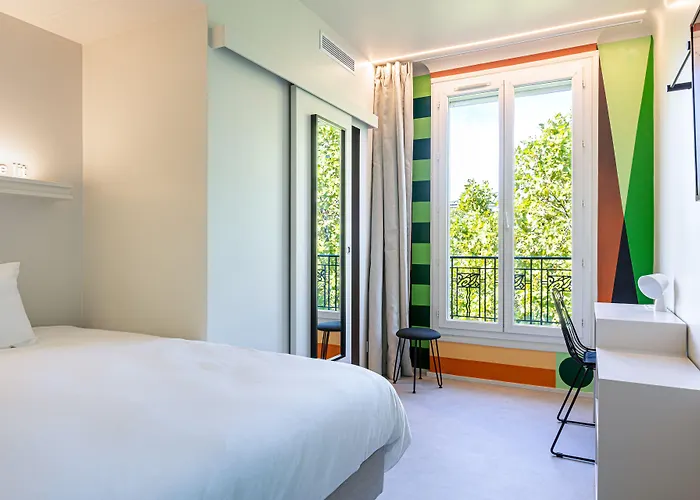 Hotel Graphik Montparnasse Parigi