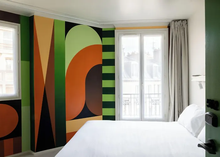 Graphik Montparnasse Hotel